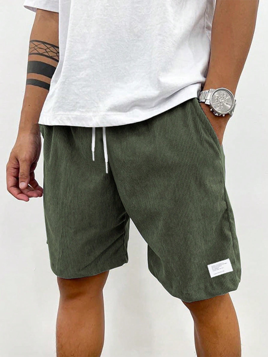 Fenwick | The Casual Drawstring Summer Short
