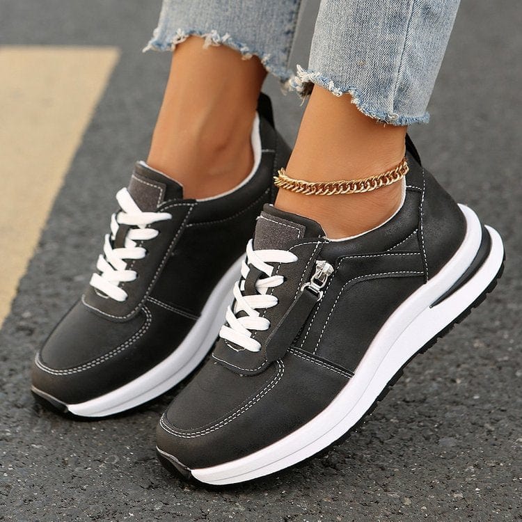 LUMORA Orthoflex Sneakers