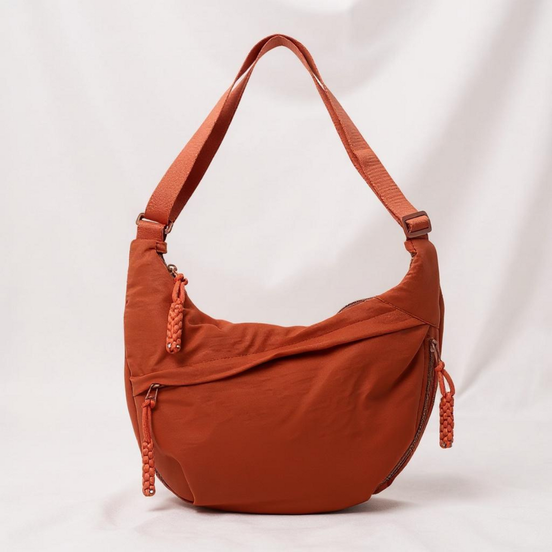 Iris | The Crescent Bag