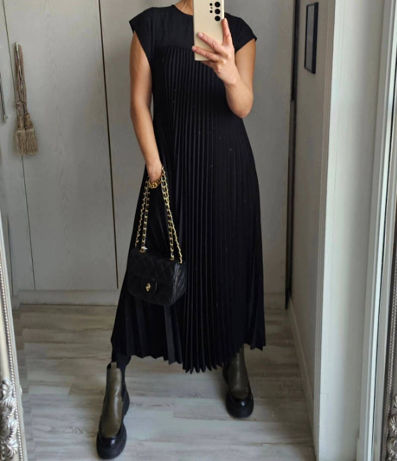 ELARA SLIMFLOW DRESS