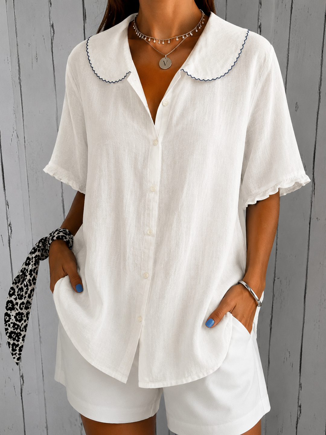 Winifred | The Scalloped Collar Airy Blouse