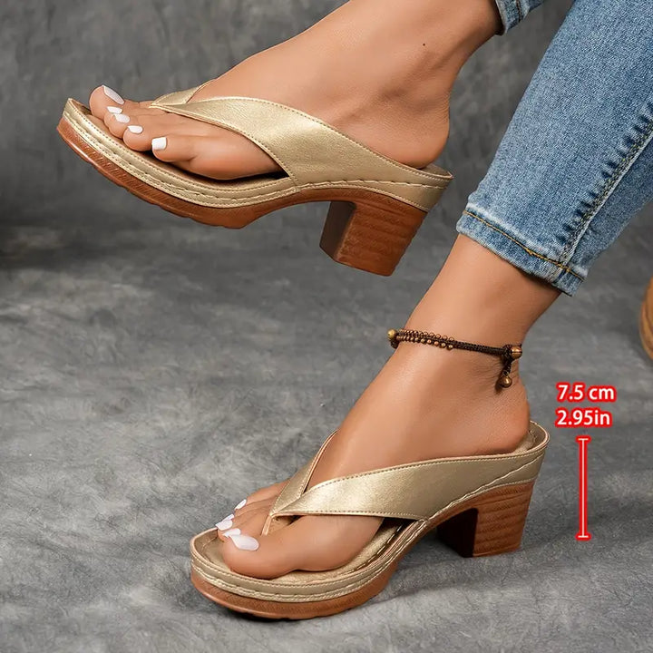 Hadley | The Block Heel Flip Sandal