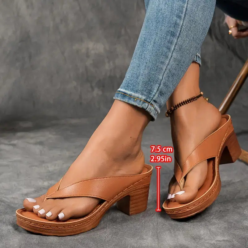 Hadley | The Block Heel Flip Sandal