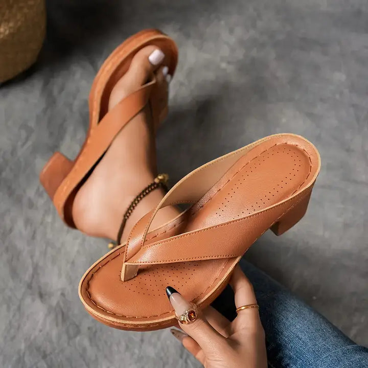 Hadley | The Block Heel Flip Sandal