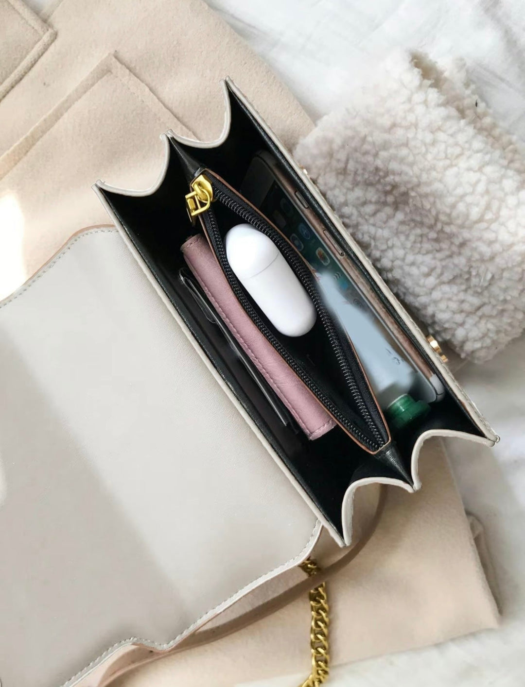 Eleanor Classic Chain Bag