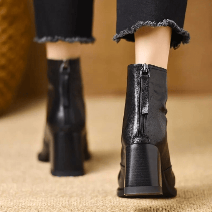 Ovelle | Classic Heel Boot